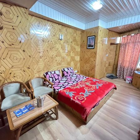 Hotel Snowflake Narkanda Luaran gambar